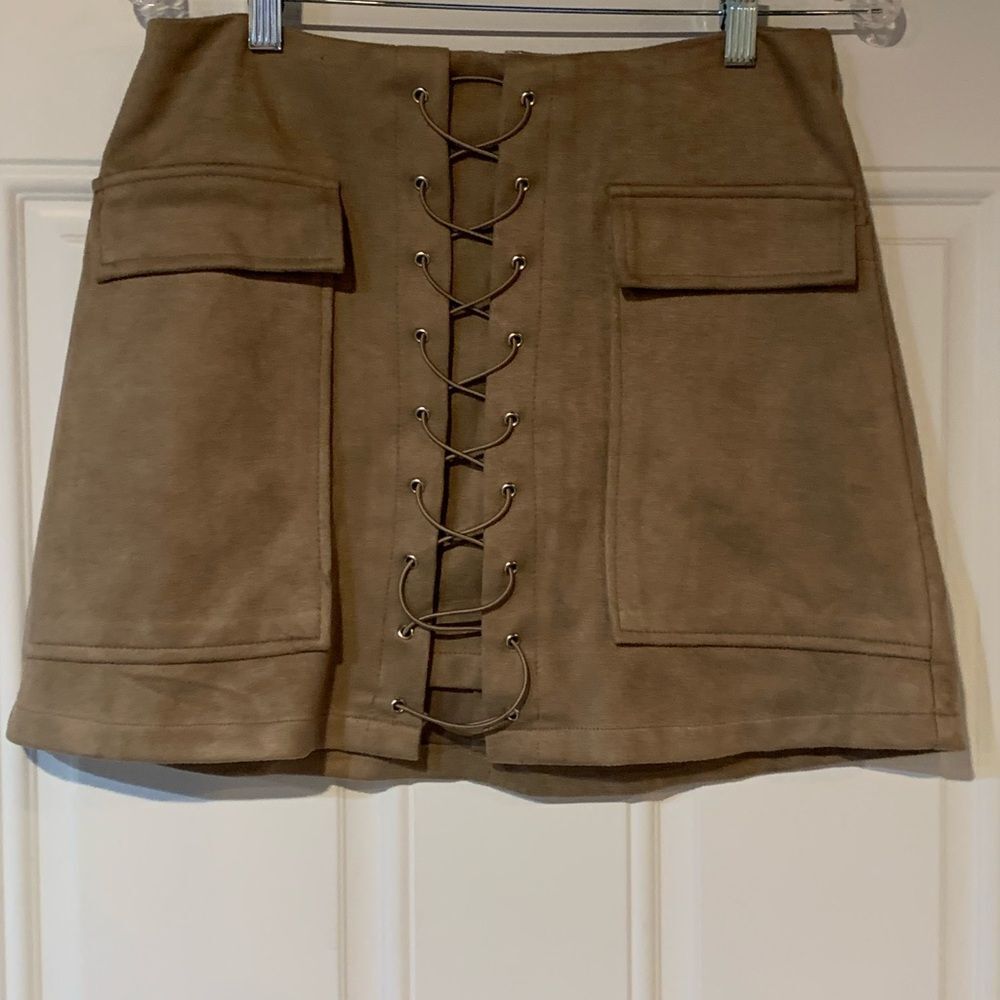 DO+BE Tan Mini Tie Front Cargo Skirt NWT